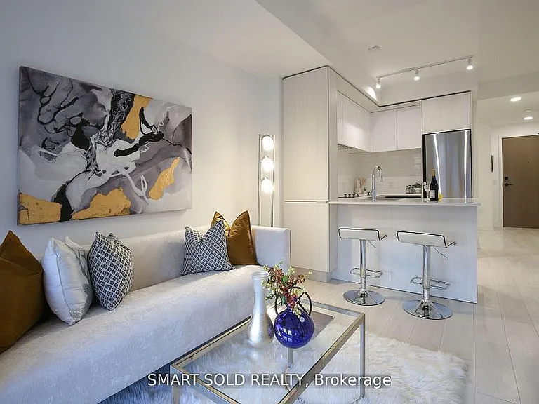 225 Sumach St #606W — Photo 39