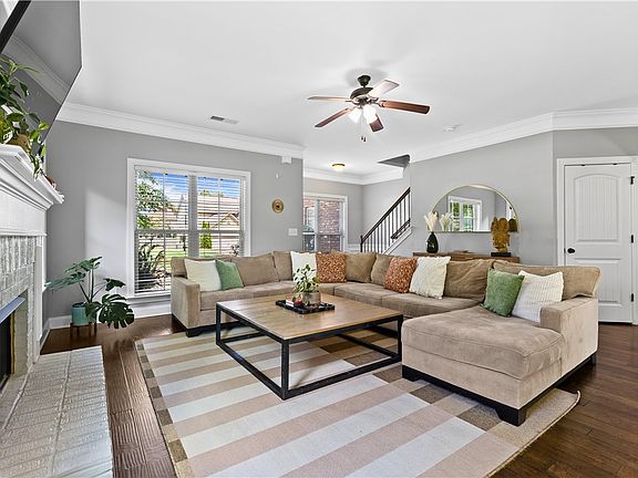 5th image of 4103 Chesham Dr