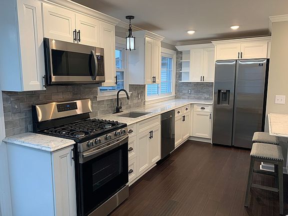 2nd image of 105 Turner Ave