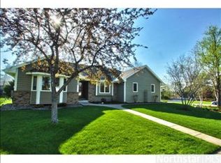 3700 Ashbury Rd, Eagan, MN 55122