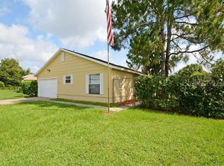 423 Cardinal Ct, Poinciana, FL 34759