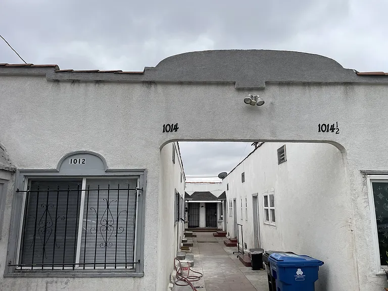 1012 W. 60th St, Los Angeles - 1012 — Photo 12