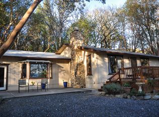 280 China Gulch Rd, Jacksonville, OR 97530