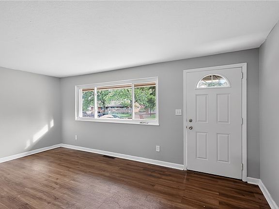 5th image of 1608 Lanbury Dr
