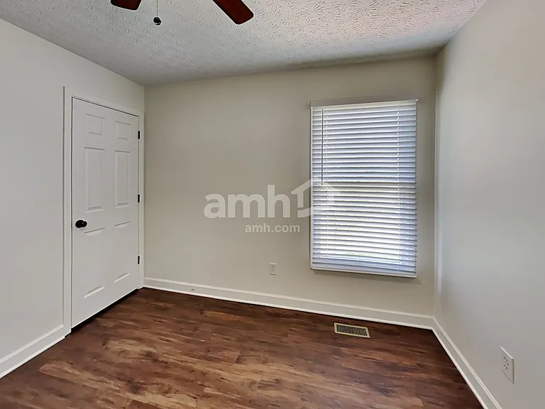 5232 Dietrich Ave — Photo 21