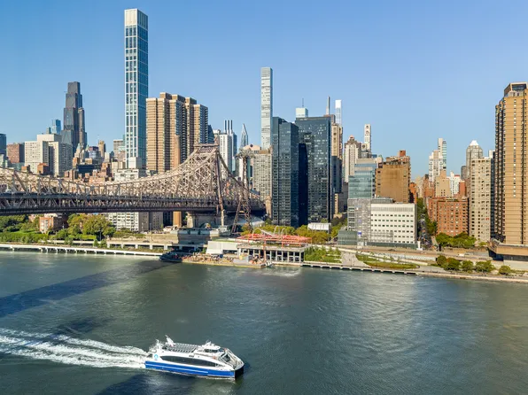 415 Main Street image 23 of 28