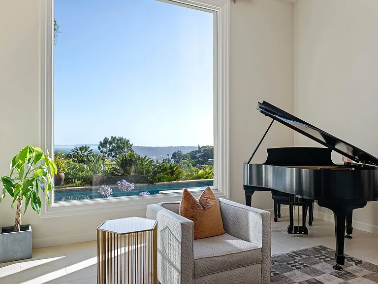 320 Calle Elegante — Photo 7
