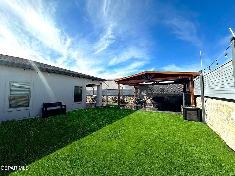 14529 Petralia Ave — Photo 21
