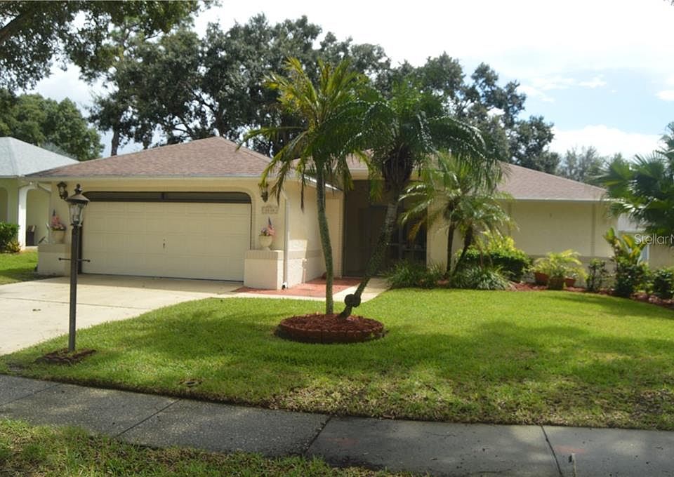 1st image of 3530 Oak Lake Dr