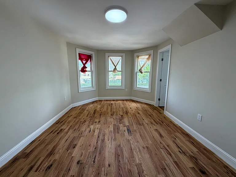141 Eaton Pl #2A — Photo 7