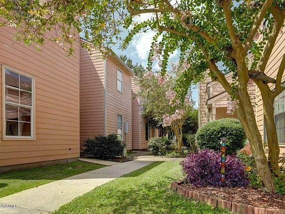 5th image of 400 W Brentwood Blvd APT 20
