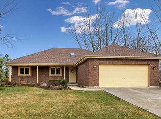 24555 S Stone Ridge Ln, Crete, IL 60417