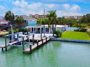 14919 1st St E, Madeira Beach, FL 33708