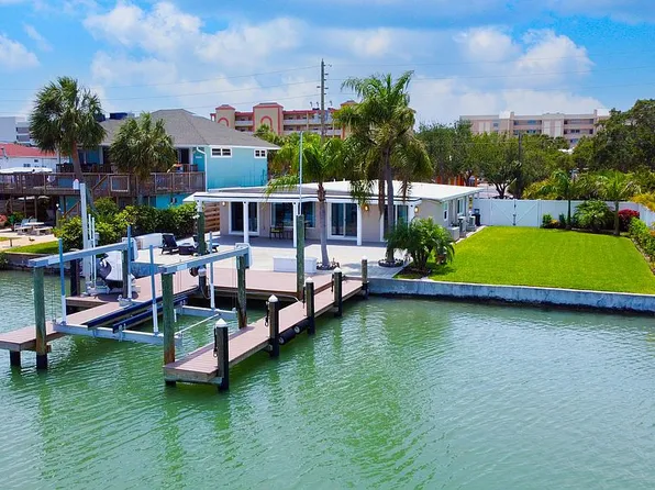 14919 1st St E, Madeira Beach, FL 33708