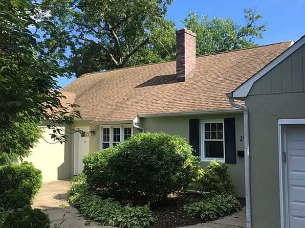 29 East Dr, Toms River, NJ 08753