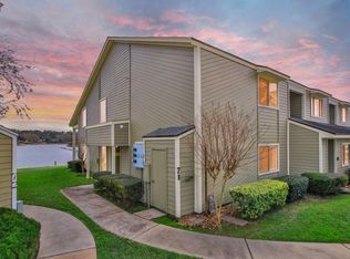 71 April Point Dr S UNIT F, Montgomery, TX 77356