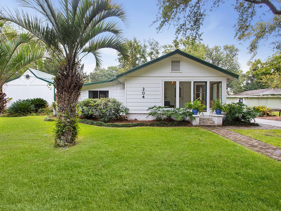 1st image of 204 Hillandale Dr