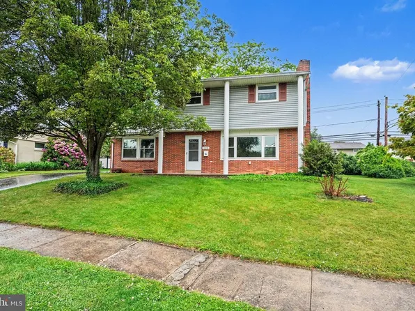 100 Lancaster Blvd, Mechanicsburg, PA 17055