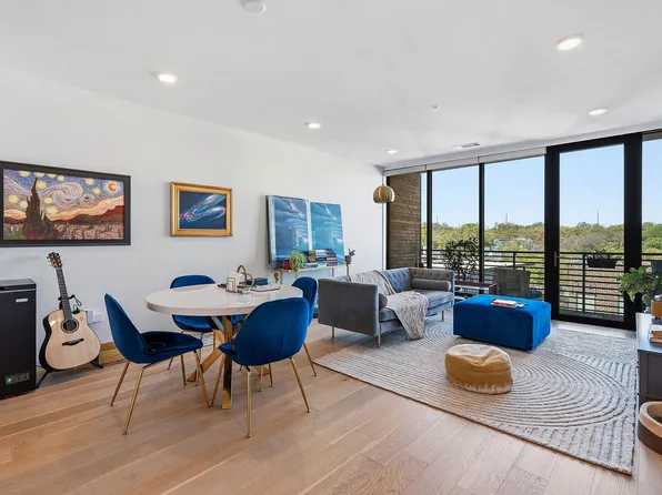 900 S 1st St #415, Austin, TX 78704
