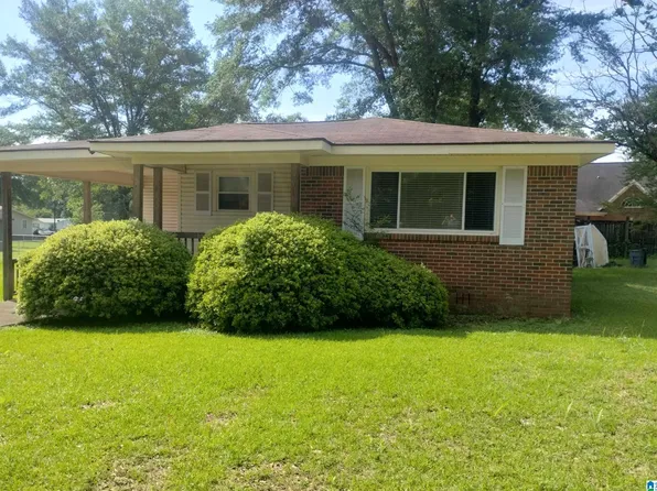 1454 Golden Dr, Bessemer, AL 35023