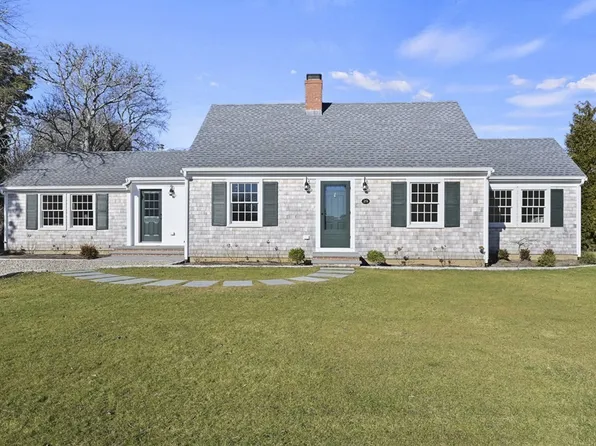 29 Mercier Way, Edgartown, MA 02539