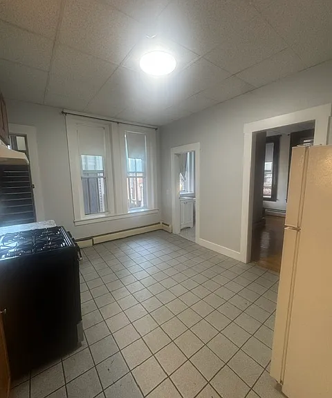 193 Pleasant St #1 — Photo 6