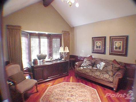 4th image of 3958 Woodglen Ct