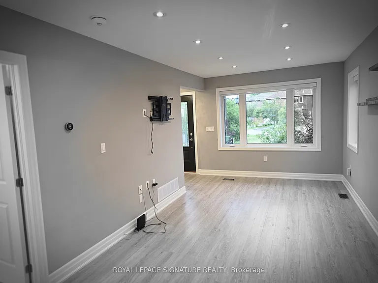 141 Phillip Ave #UPPER — Photo 4