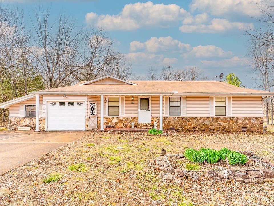 1st image of 701 Pleasant Valley Dr