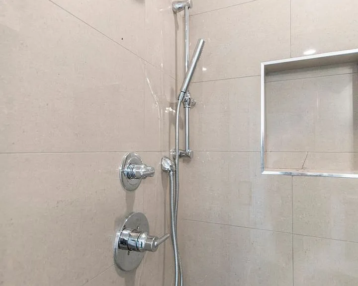 814 N Uber St — Photo 19