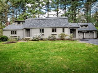 1 Woodridge Rd, Dover, MA 02030