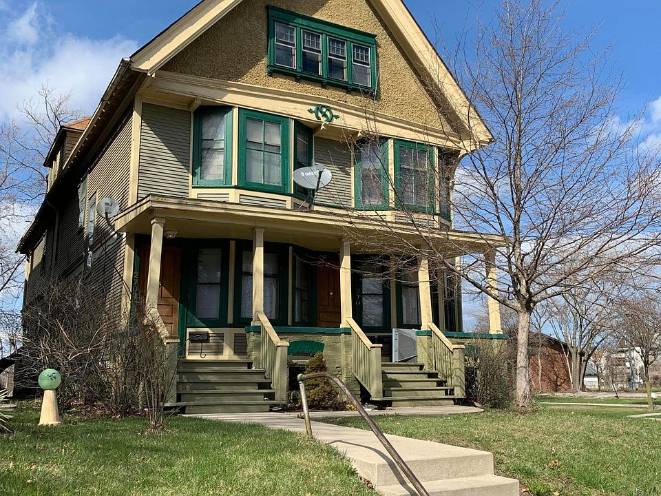 2nd image of 2700 W State St #2702