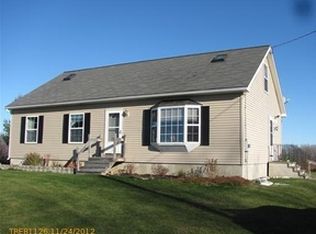 185 Siberia Rd, Stacyville, ME 04777