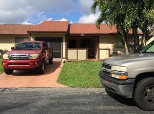 49 Mayfair Ln, Boynton Beach, FL 33426
