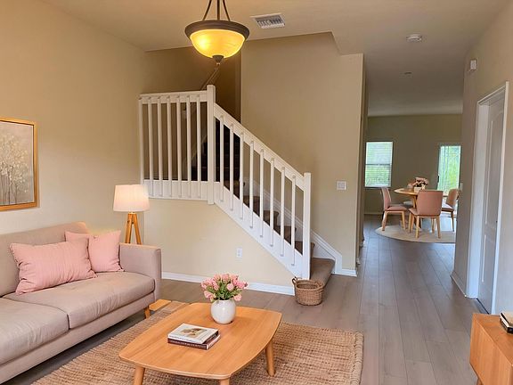 5th image of 181 SW Otter Run Place