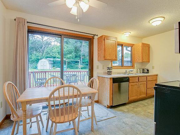 4th image of 2545 Cochrane Dr