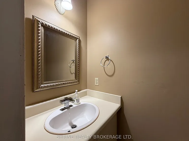 110 Deveron Cres #15 — Photo 13