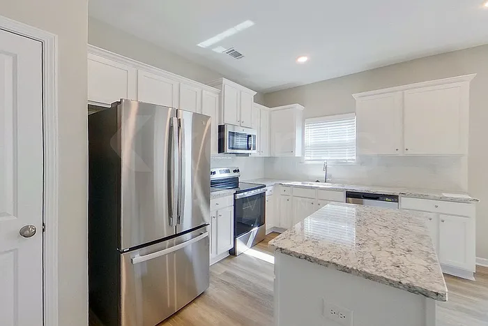 7064 Foggy River Dr — Photo 6