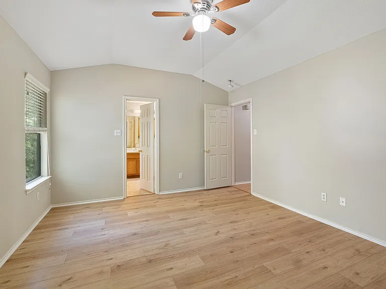 808 Flatters Way — Photo 19