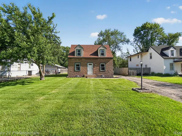28524 Seven Mile Rd, Livonia, MI 48152