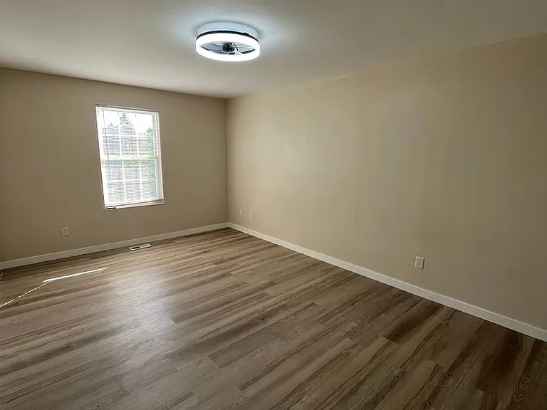 5090 Silver Bow Dr — Photo 20
