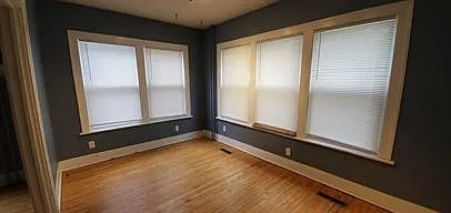 222 Logan Ave N #1 — Photo 13