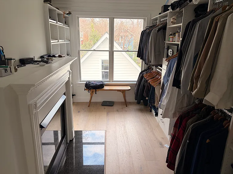 153 Quincy St — Photo 32