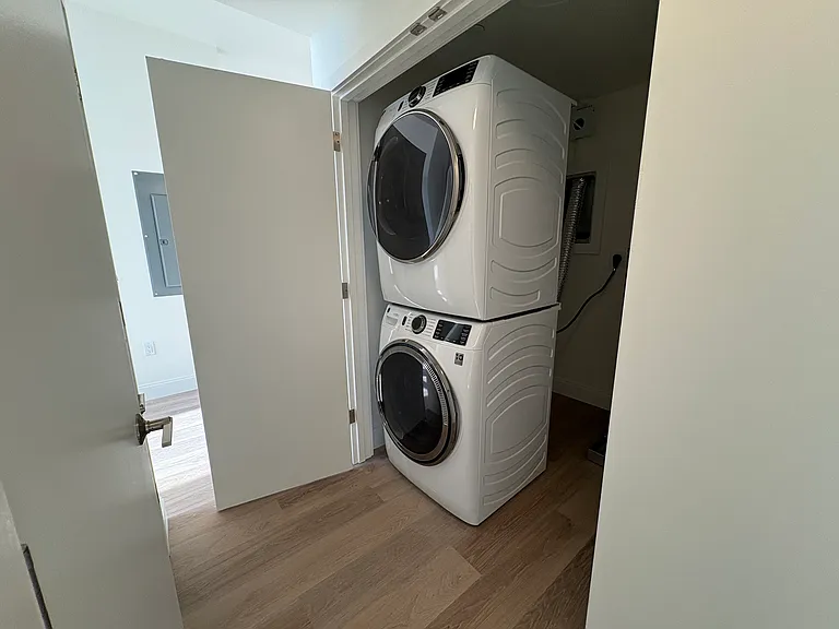 1077 Commonwealth Ave #500 — Photo 12