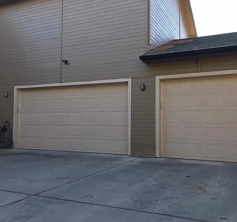 5 bed, 2.5 bath, 3035 sqft, $2,900 — Photo 3