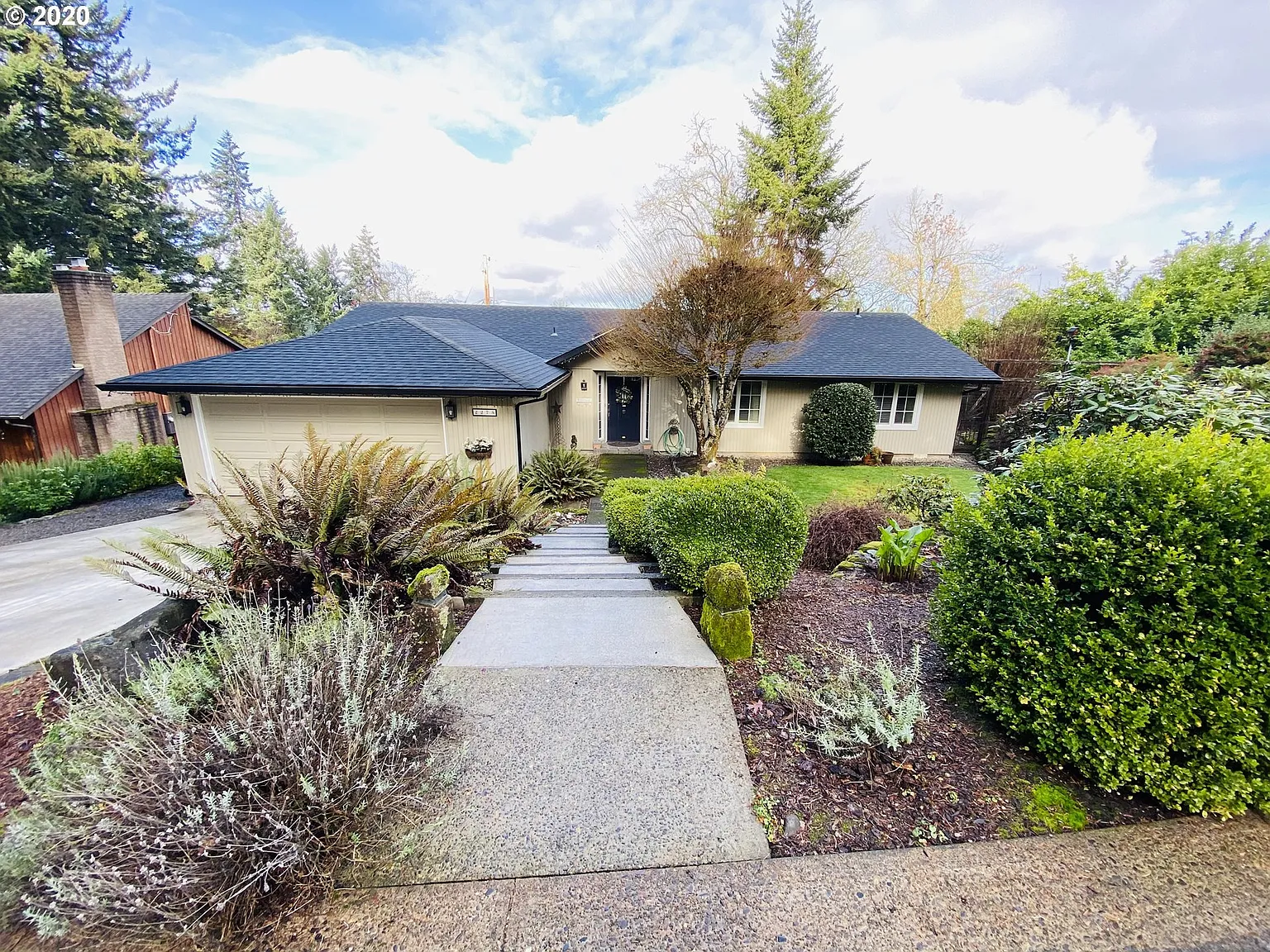 2275 W 29th Ave photo 1