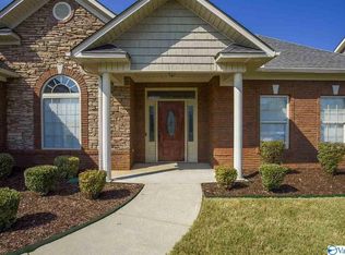 102 Patrick Acres Dr, Meridianville, AL 35759