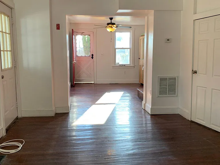 34 S Union St — Photo 8