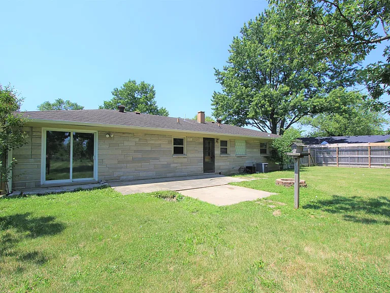 513 Thorne Dr — Photo 27