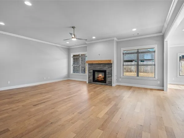 2200 Salmon St, Pea Ridge, AR 72751